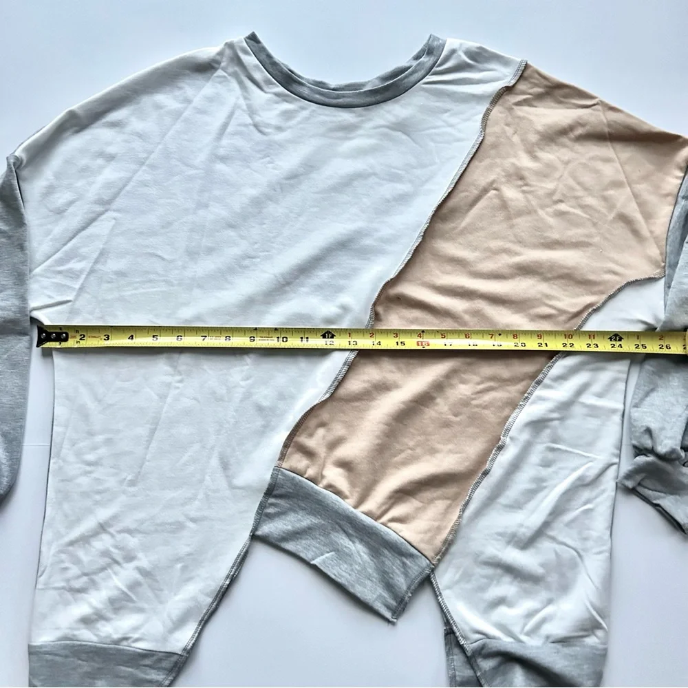 🌸NWOT Patchwork/Colorblock Long Sleeve Top. Tan, Grey & White. 1 SM 1 MED 1 LG - Picture 4 of 11